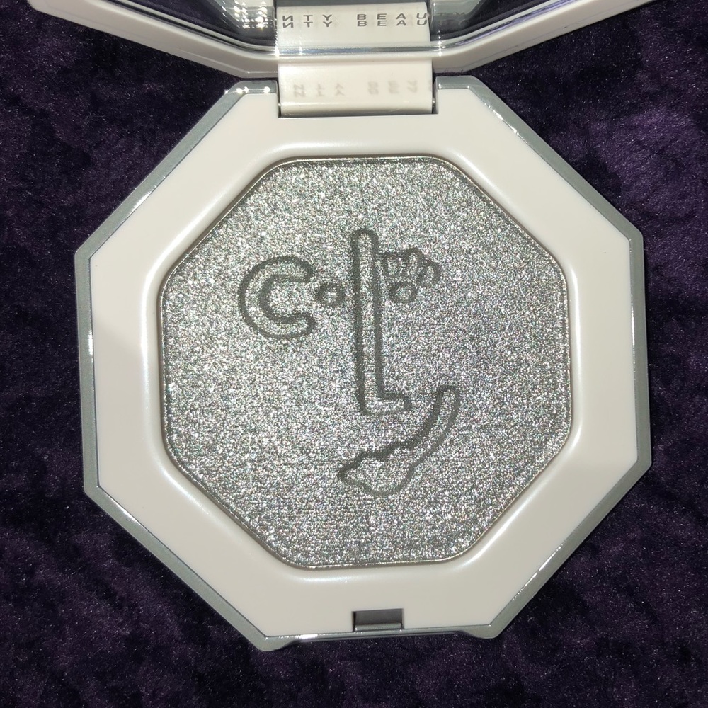 Makeup Bundle #9 - Picture 2 of 8